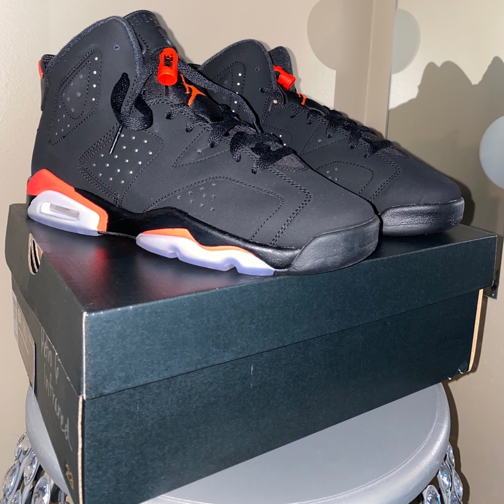 Air Jordan Infrared Retro 6